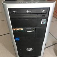 Computer fisso con monitori