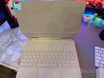 Apple Magic Keyboard per iPad Air 13 pollici