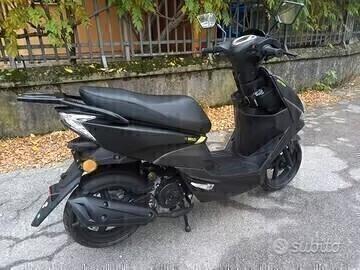 Motron Breezy 50-NERO OPACO-SCOOTER