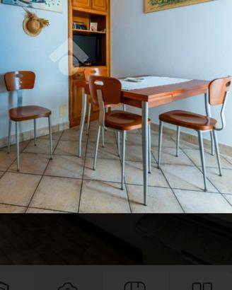 TAVOLO IN CILIEGIO VENETA CUCINE CON 4 SEDIE