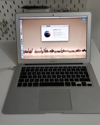 MacBook Air (13 pollici, Metà 2012)
