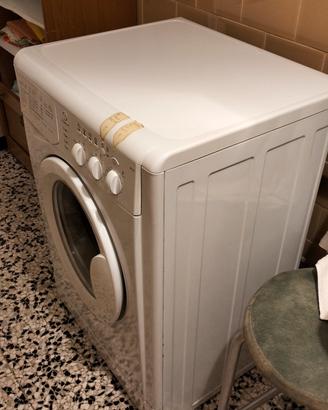 lavatrice Indesit funzionante 