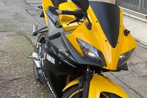 Yamaha r125