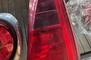 Fanale Faro Posteriore destro Lancia Musa