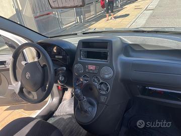 € 3700 Panda del 2009