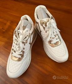 Scarpe ginnastica Basile tg 40