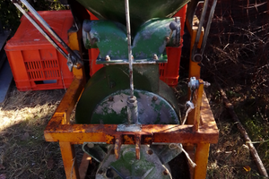 Impolveratore solforatore