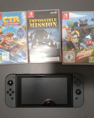 *COME NUOVA* Nintendo Switch + 3 giochi