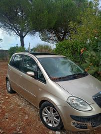 Lancia Musa 1300 multijet