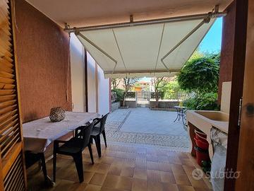 Rif. 48 Trilocale al piano terra a 150mt dal mare