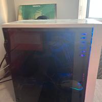 PC GAMING USATO PER 1 ANNO, PREZZO TRATTABILE