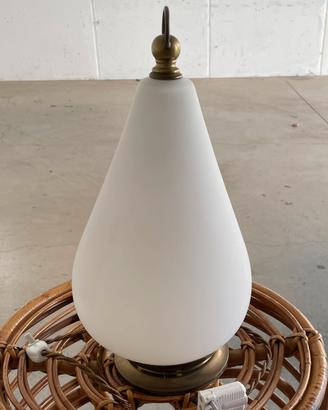 Lampada in vetro opalino