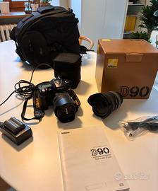 Nikon D-90.   2 obiettivi. Borsa