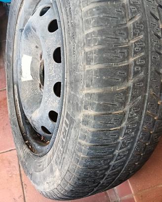 Ruota di scorta con cerchio in acciaio R14