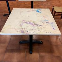 TAVOLO quadrato con piano in legno grezzo