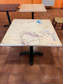 TAVOLO quadrato con piano in legno grezzo