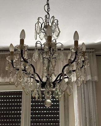 Lampadario in cristalli a goccia