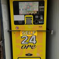 Distributore automatico di sigarette e trinciati