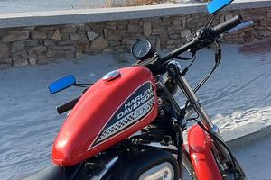 HARLEY DAVIDSON 883 R sportster