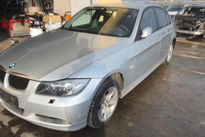 BMW Serie 3 (E90/E91) 320 – Auto disponibile in sm