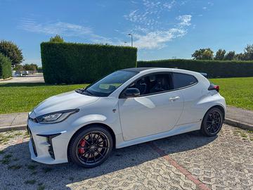 TOYOTA YARIS GR CIRCUIT
