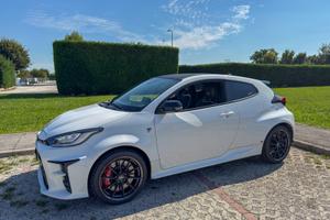 TOYOTA YARIS GR CIRCUIT