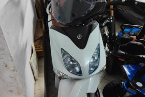 YAMAHA X-CITY  250
