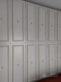 Armadio in legno massello su misura — €990