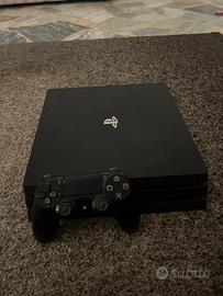 🎮 PS4 Pro completa – Controller + tutti i cavi