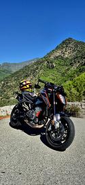 KTM Duke 790