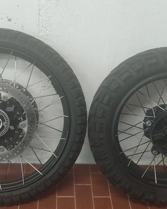 CERCHI BMW f 900 GS