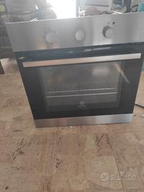 forno elettrico Electrolux REB2107AAX 