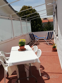 Casa vacanze sul mare con terrazzo no agosto