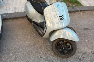 Vespa piaggio gts 300 2016
