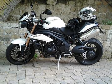 Triumph Speed Triple 1050 - 2011
