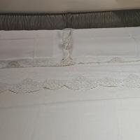 lenzuolo in lino e pizzo di Burano 