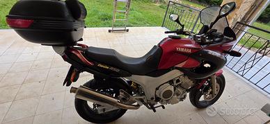 YAMAHA TDM 850