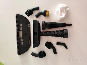 Pulitore a vapore con accessori