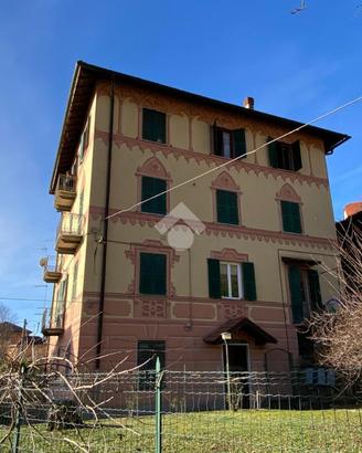 MULTILOCALE A TORRIGLIA