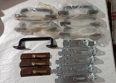 maniglie e lucchetti articoli ferramenta