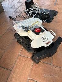 Robot tagliaerba