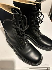 Anfibi militari da parata neri nuovi