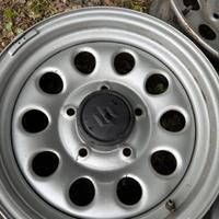 4 cerchi originali Suzuky Jimny 15x 5,5