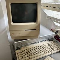 Apple Macintosh Classic