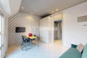 MONOLOCALE CON TERRAZZINO