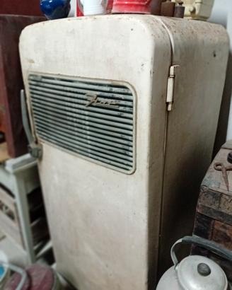 frigorifero  anni 50 fiat