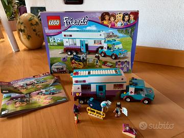 LEGO Friends 41125 Trailer del veterinario cavalli