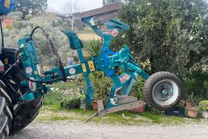 Aratro monovomero reversibile MGM