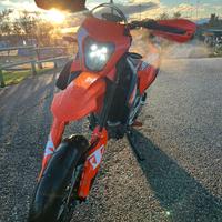 Ktm 690 smc R 2023