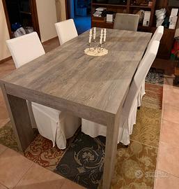 Tavolo di legno